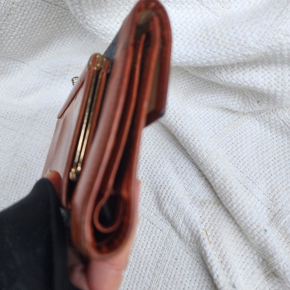 Vintage Dooney &‎ Bourke checkbook wallet - Picture 3 of 14